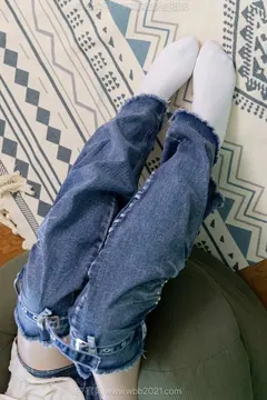 [BoBoSocks袜啵啵]NO.629 小甜豆-板鞋、纯白棉袜、油亮薄肉丝[179P+2V／7.73GB] 预览图