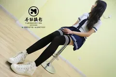 [誉铭传媒]袜足摄影 2019年《2019.06.28定制作品》[160P／921MB] 预览图