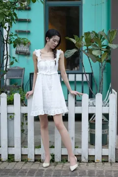 尤蜜丝 NO.055 穿搭推广展示图集 白天使[37P／334MB] 预览图