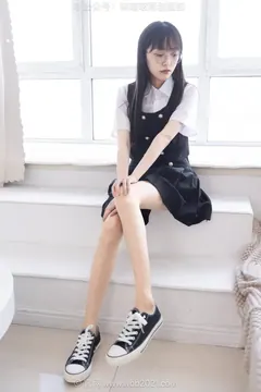 [BoBoSocks袜啵啵]NO.657 稚予-板鞋、帆布鞋、油亮薄肉丝、裸足、jk制服[155P+1V／4.90GB] 预览图