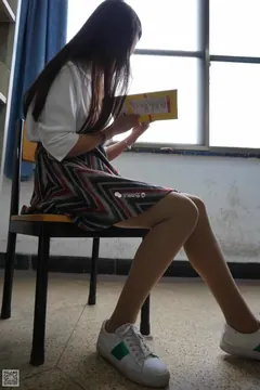 [SIEE丝意] No.005 鱼鱼 图书馆 [80P/124MB] 预览图