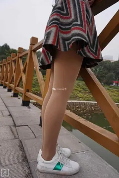 [SIEE丝意] No.008 鱼鱼 校园合辑（上）[77P/130MB] 预览图