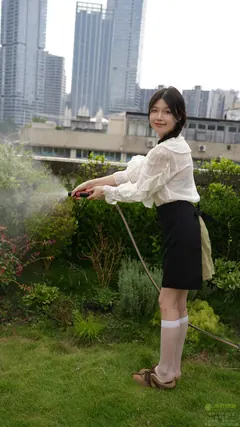 青柠映画 – 小小 园丁白丝[169P+2V／7.44GB]