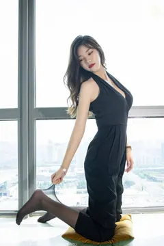 [丝慕SMOU]蜜系列 2021.08.05 M025 文欣[88P／114MB] 预览图