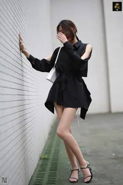 [丝慕GIRL]特写集 TX002 诗晴《诗晴的肉色丝足》[81P／119MB] 预览图