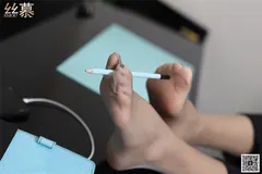[丝慕写真]SM327 天天一元 茗茗《出差女总裁》[80P／246MB] 预览图