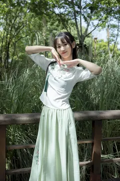 她们印象 NO.104 梦瑶[322P/1V/6.84GB] 预览图