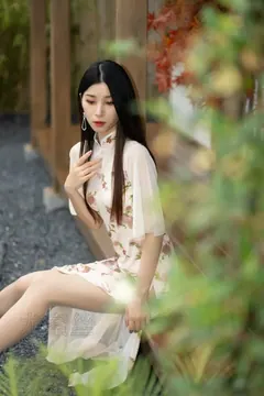 [尤蜜丝]穿搭写真 NO.146[35P+1V／0.98GB] 预览图