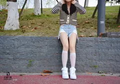 [织梦映像]NO.025 超甜美少女后作，夕阳西下断肠人在天涯[80P/1V/2.45GB] 预览图