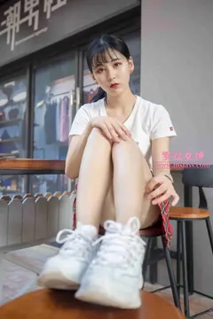 [MSLASS梦丝女神]2019.05.23 NO.020 可岚 油光丝袜的少女 [73+1P／400M] 预览图