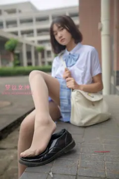[MSLASS梦丝女神] 2019.05.07 洛洛 梦幻学记 [60P271MB] 预览图
