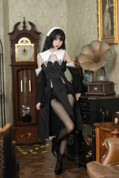 许岚(叁月life)  - 暗黑修女[40P/639MB] 预览图