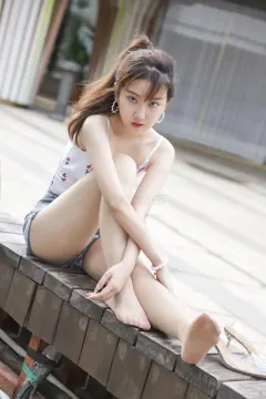 [SiHua思话]SJ043 露露 丝蜜天台[49P／64.7MB] 预览图