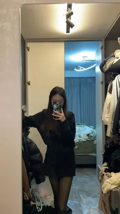脚模面试脸足同框套路系列-011-13号-165 90 37小富婆 黑丝 口腔牙齿展示[2P9V59MB]