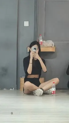 脚模面试脸足同框套路系列-016-18号-175 102 39高颜值 舞蹈校花撅屁股[43P3V68MB] 预览图