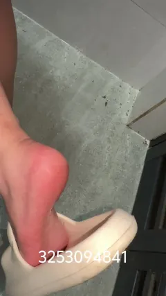 脚模面试脸足同框套路系列-250[5V204M] 预览图