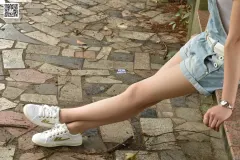 大生模拍 No.019 瑶瑶-不小心露出了袜根 [58P201MB] 预览图