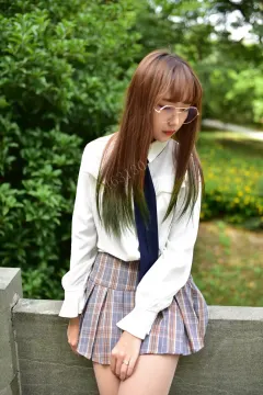 大生模拍 No.036 小蕊 苏格兰情调小短裙 [65P1V404MB] 预览图