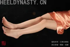 王朝贵足 [王朝贵足]0053 室内套图 安安成熟风格橘色绸缎连身睡裙裸足系列A[30P 15MB]