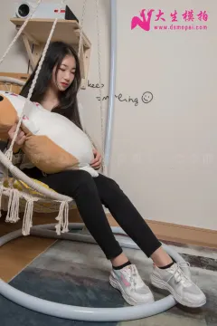 大生模拍 No.119 雯雯 裤内丝 [61P1V324MB]