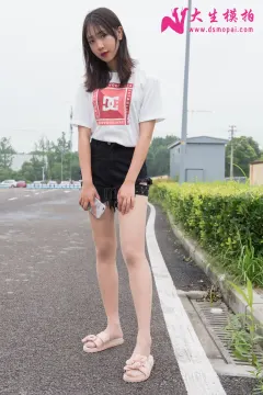大生模拍 No.136 珠珠 压马路的肉丝腿 [36P1v335MB] 预览图