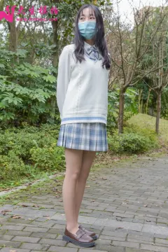 大生模拍 NO.211 小月 白嫩JK[52P／255MB] 预览图