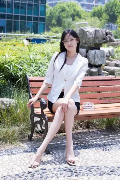 勿恋传媒 勿恋传媒 NO.2819 山奈-高跟凉鞋、薄黑丝、裸足[181P 1V 4.82GB] 预览图
