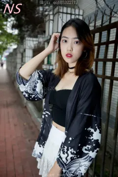 纳丝摄影 NO147 曼雯的肉色丝袜美腿三轮车之行 [82P-515MB]