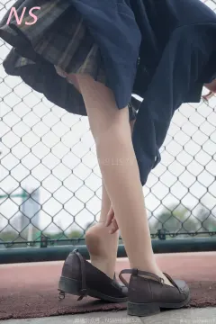 纳丝摄影 NO184 诗云 户外可爱系美腿丝袜 预览图