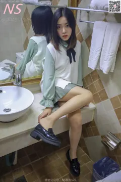 纳丝摄影 NO308 洋洋新的丝袜萌装（收藏版） 预览图
