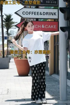 亦塑摄影 亦塑摄影0006 - 音乐小镇[704P 1V 6.16GB] 预览图