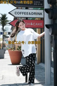 亦塑摄影 亦塑摄影0006 - 音乐小镇[704P 1V 6.16GB] 预览图