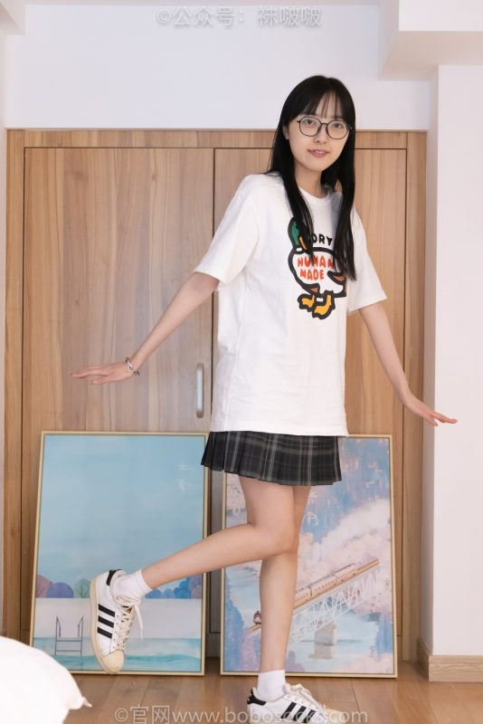 [BoBoSocks袜啵啵]NO.073 稚予-贝壳头、白棉袜、裸足 [145P/1V/6.83GB]-图宝宝