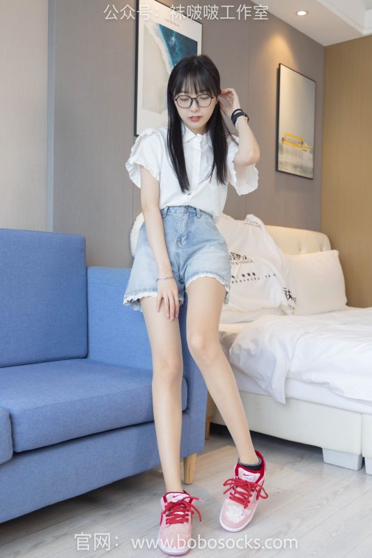 [BoBoSocks袜啵啵]NO.097 稚予-板鞋、玻璃丝短袜、肉丝[140P/1V/3.64GB]-图宝宝
