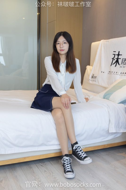 [BoBoSocks袜啵啵]NO.114 小甜豆-高跟鞋、帆布鞋、肉丝、厚黑丝[175P/1V/7.51GB]-图宝宝