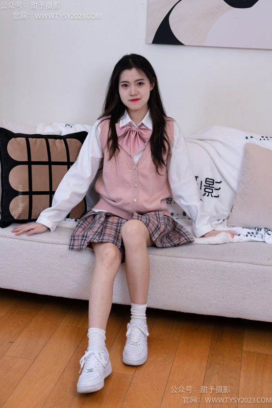 甜予摄影 NO.049 小粥-板鞋、白棉袜、裸足[135P/2V/10.1GB]-图宝宝