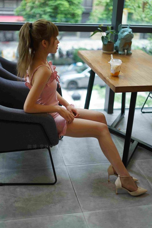 [学妹加速跑]XM055《穿粉裙的小可爱-敏儿》[88P+1V／191MB]-图宝宝