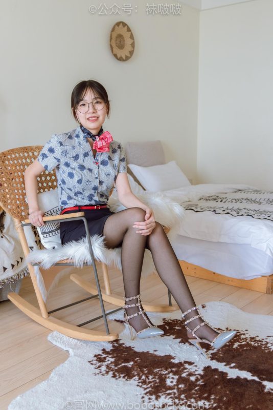 [BoBoSocks袜啵啵]NO.087 小甜豆-空姐至服、高跟鞋、黑丝[130P/1V/7.13GB]-图宝宝