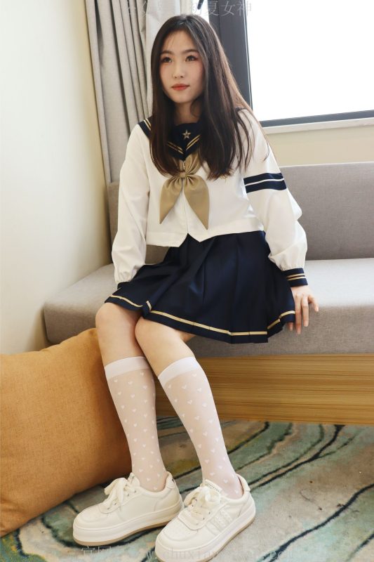 初夏女神 NO.017 水吉 M码水手服搭配37码运动鞋[122P/1V/8.22GB]-图宝宝