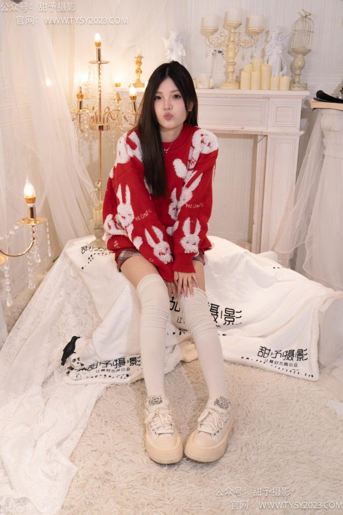 甜予摄影 NO.058 小熊-板鞋、过膝白棉袜、过膝薄白丝[128P/2V/9.59GB]-图海