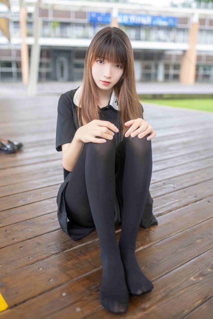 0023