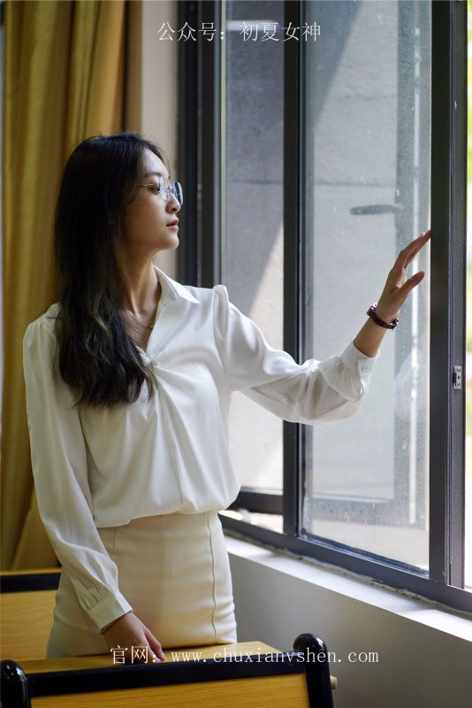 初夏女神 NO.029 依依 邻家女孩-实习篇[190P/1V/6.54GB]-图宝宝