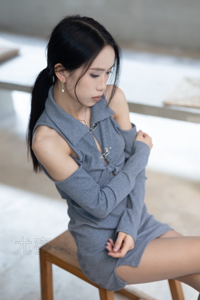 0049