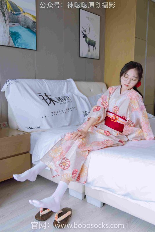 [BoBoSocks袜啵啵]NO.137 稚予-木屐、分指白棉袜、裸足、和风浴衣[170P/1V/6.04GB]-图宝宝