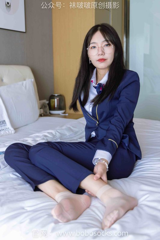 [BoBoSocks袜啵啵]NO.139 小甜豆-高跟鞋、短肉丝、空姐至服[140P/1V/6.12GB]-图宝宝