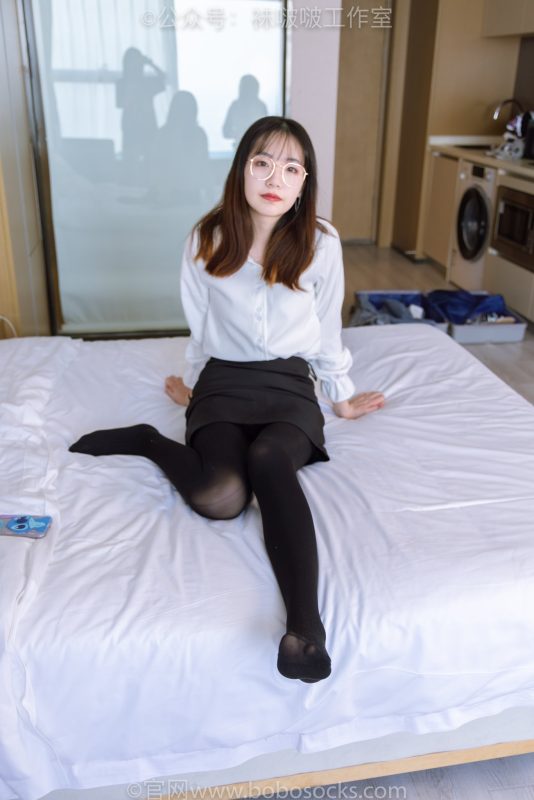 [BoBoSocks袜啵啵]NO.090 小甜豆-高跟鞋、厚黑丝[140P/1V/6.74GB]-图宝宝