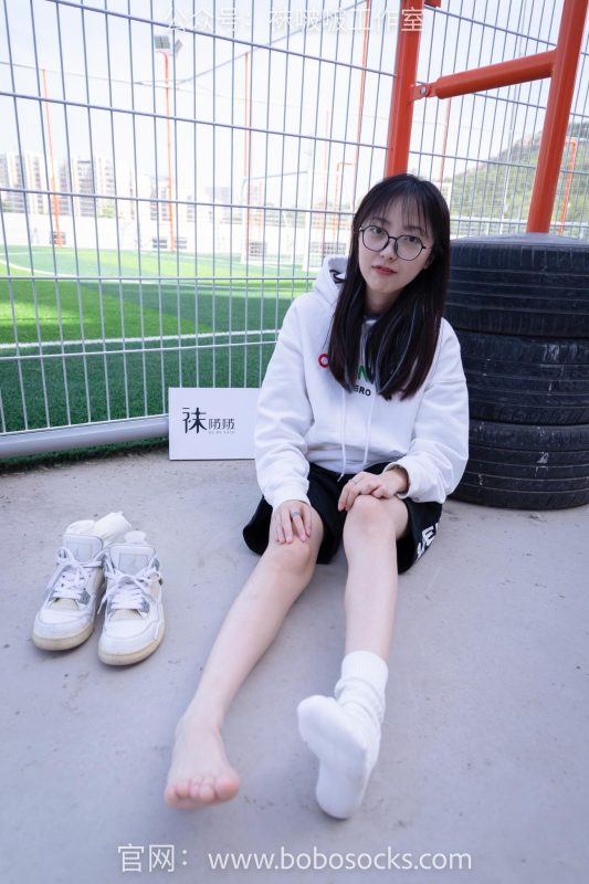 [BoBoSocks袜啵啵]NO.103 稚予-AJ篮球鞋、白棉袜、裸足[134P/1V/2.52GB]-图宝宝