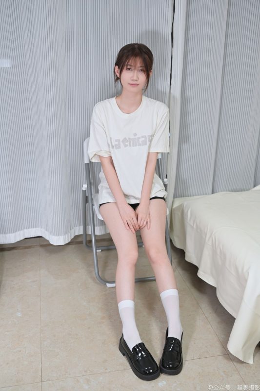 凝思摄影 NO.054 小慧-T恤、短白丝、小皮鞋[150P+1V／5.54GB]-图宝宝
