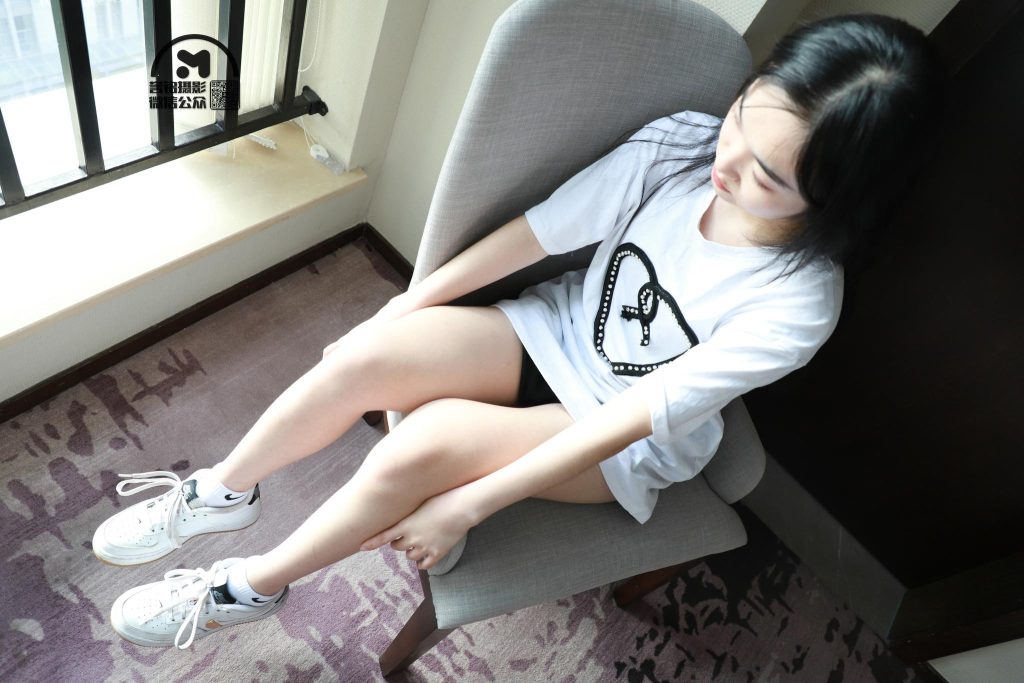 [誉铭传媒]袜足摄影 2021年《09.11赞助定制作品》[100P/1V/1.10GB]-图海