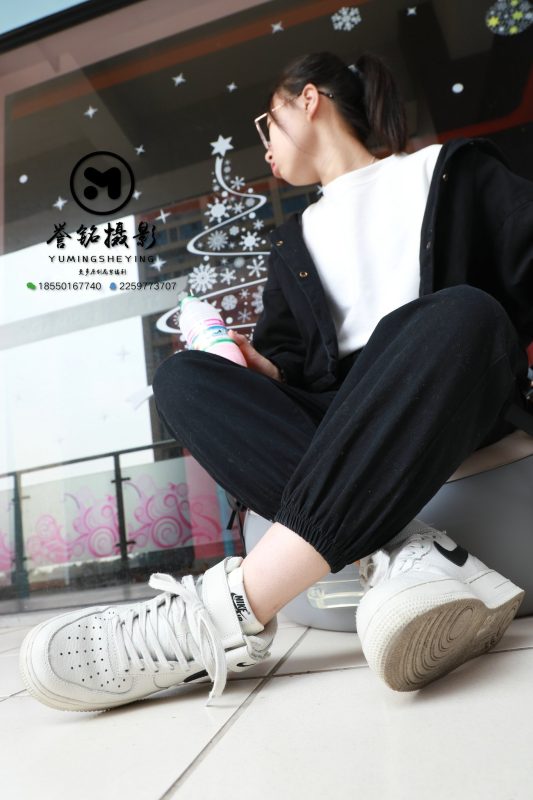 [誉铭传媒]袜足摄影 2019年 NO.071[110P／607MB]-图宝宝